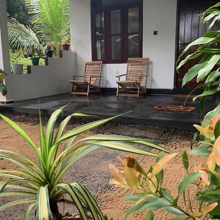 Manju Homestay Sigiriya Eksteriør bilde